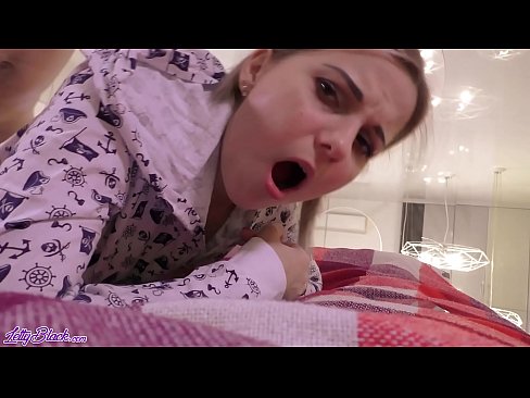❤️ Sexy mom tibla u sess pregistyle - cum mill-qrib Porno lilna ☑
